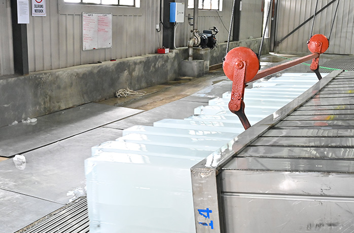 鹽水式塊冰機